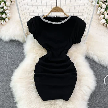 2023 Yaz Siyah Lüks Parlayan Elmas Zarif Pilili Slim Fit Elastik Kısa Sarılmış Kalça Elbise