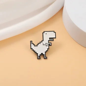 Yaratıcı beyaz küçük dinozor broş piksel rüzgar komik metal rozet çanta giyim aksesuarları bel pin